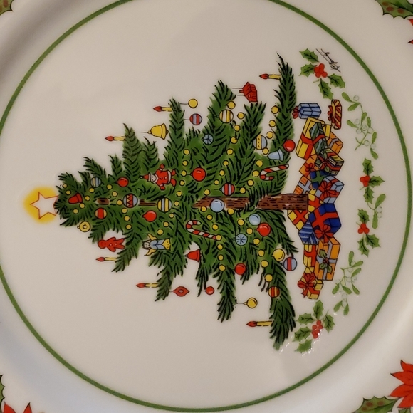 Christmas Tree Plate By Artmark - Picture 2 of 7